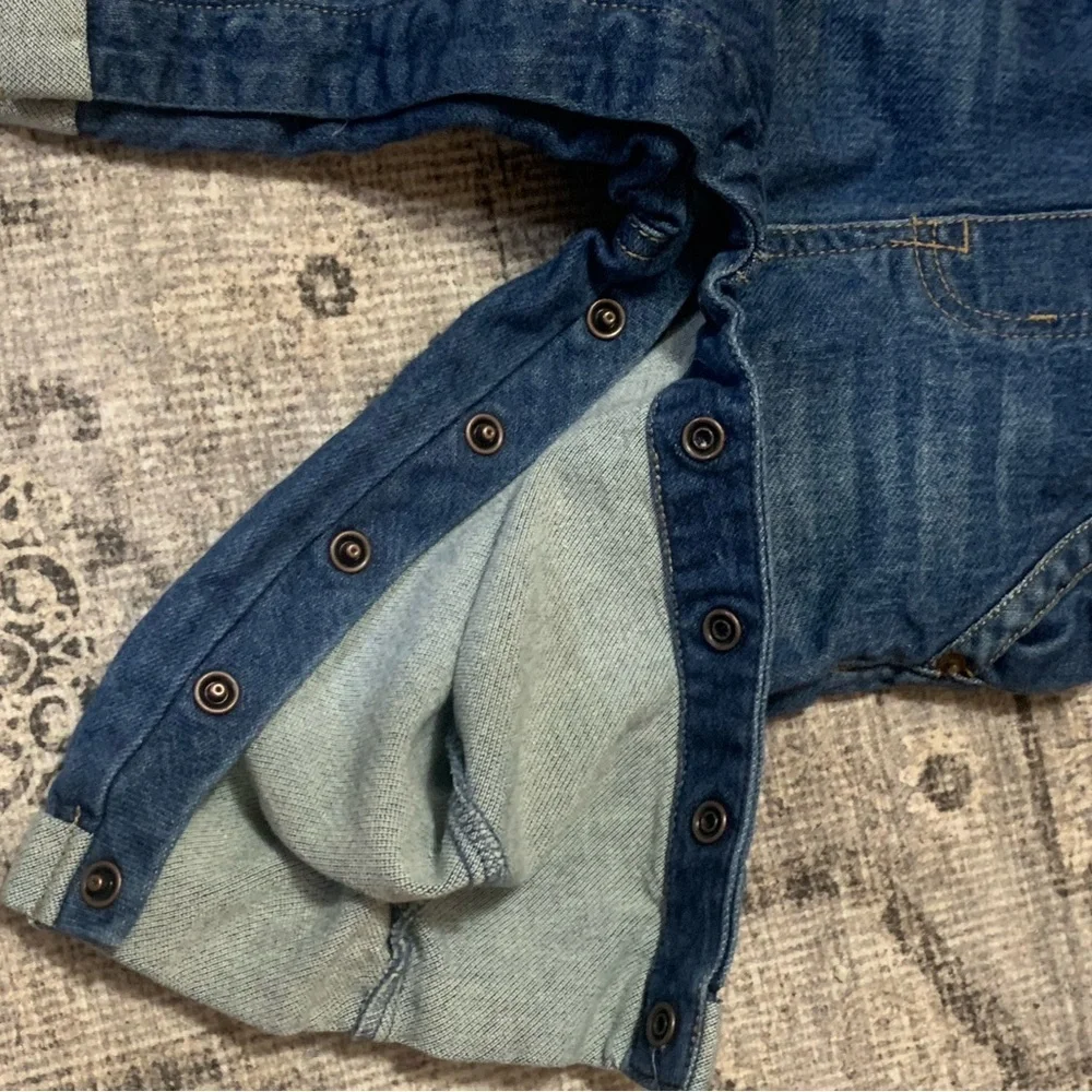 💙 Vintage 18M Denim Overalls & Plaid Shirt Set – Retro Baby Outfit 💙